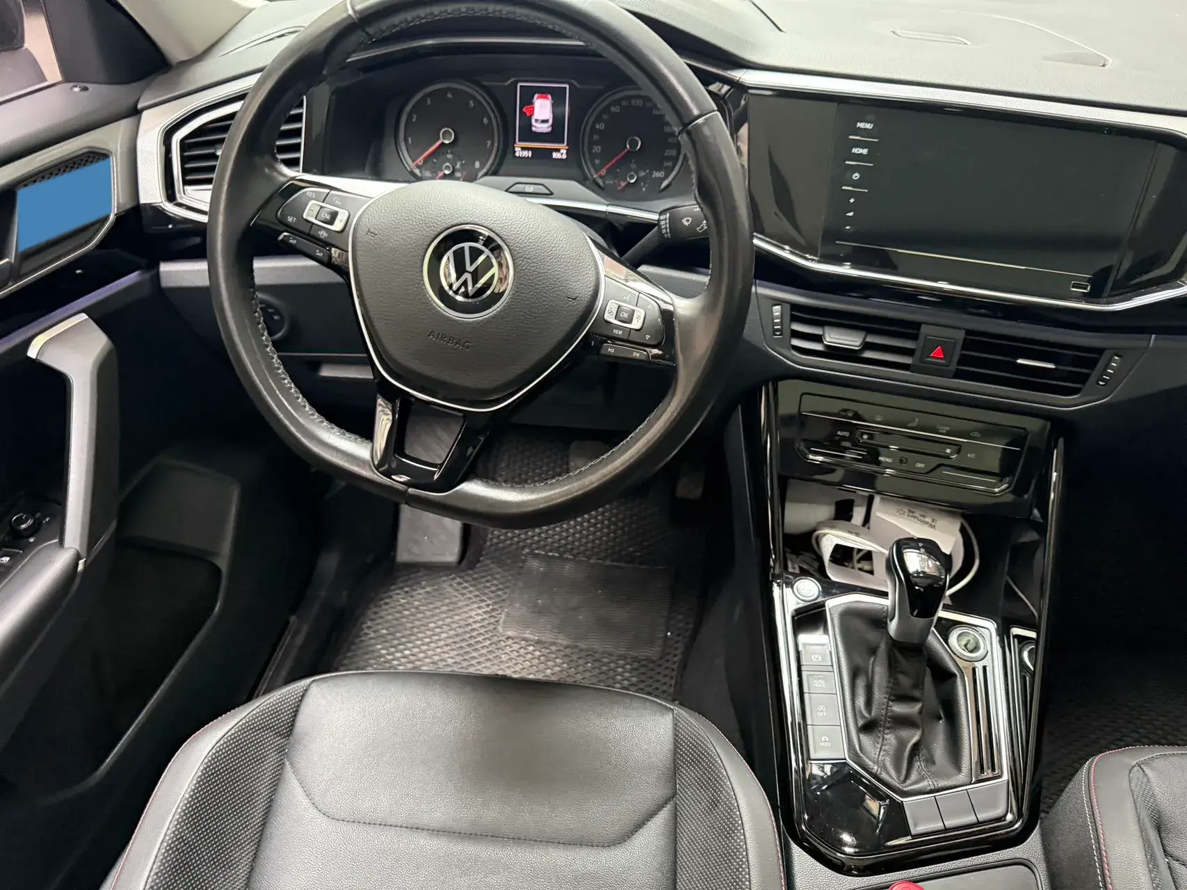 2020 VOLKSWAGEN TAYRON thumbnail 4