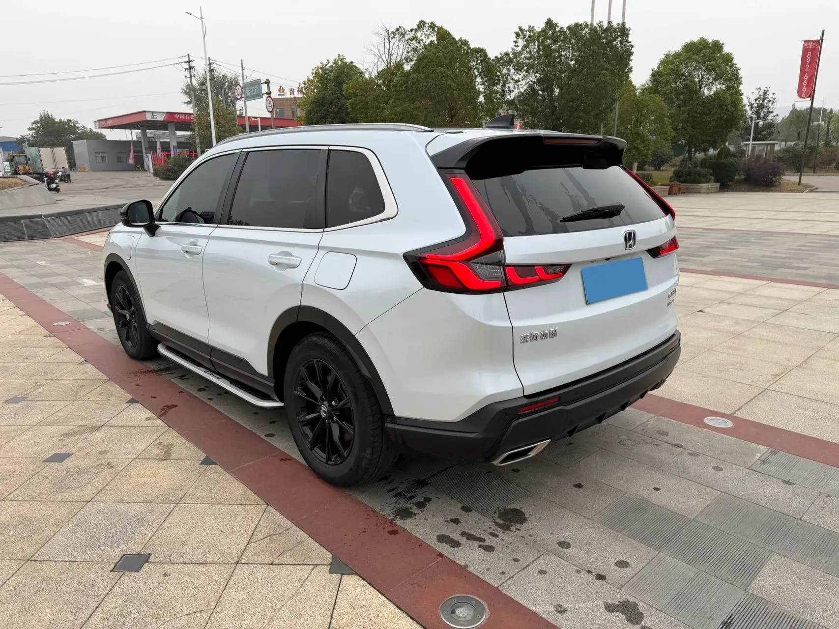 2023 HONDA CR-V thumbnail 4