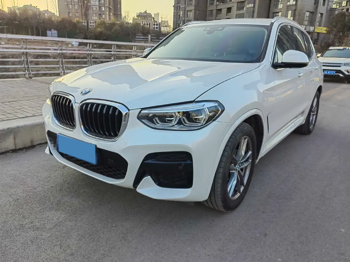 2021 BMW X3 2.0T 184HP L4 8AT