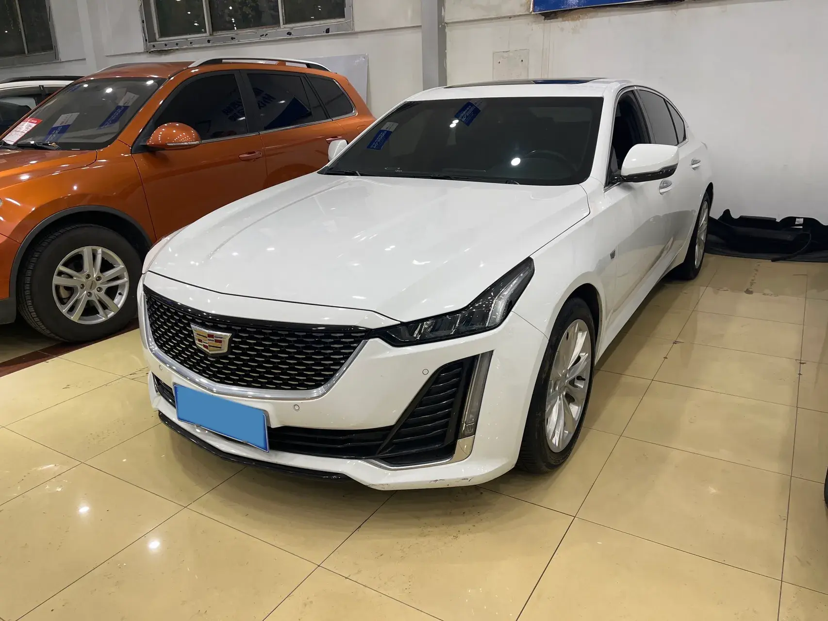 2021 CADILLAC CT5 view 1