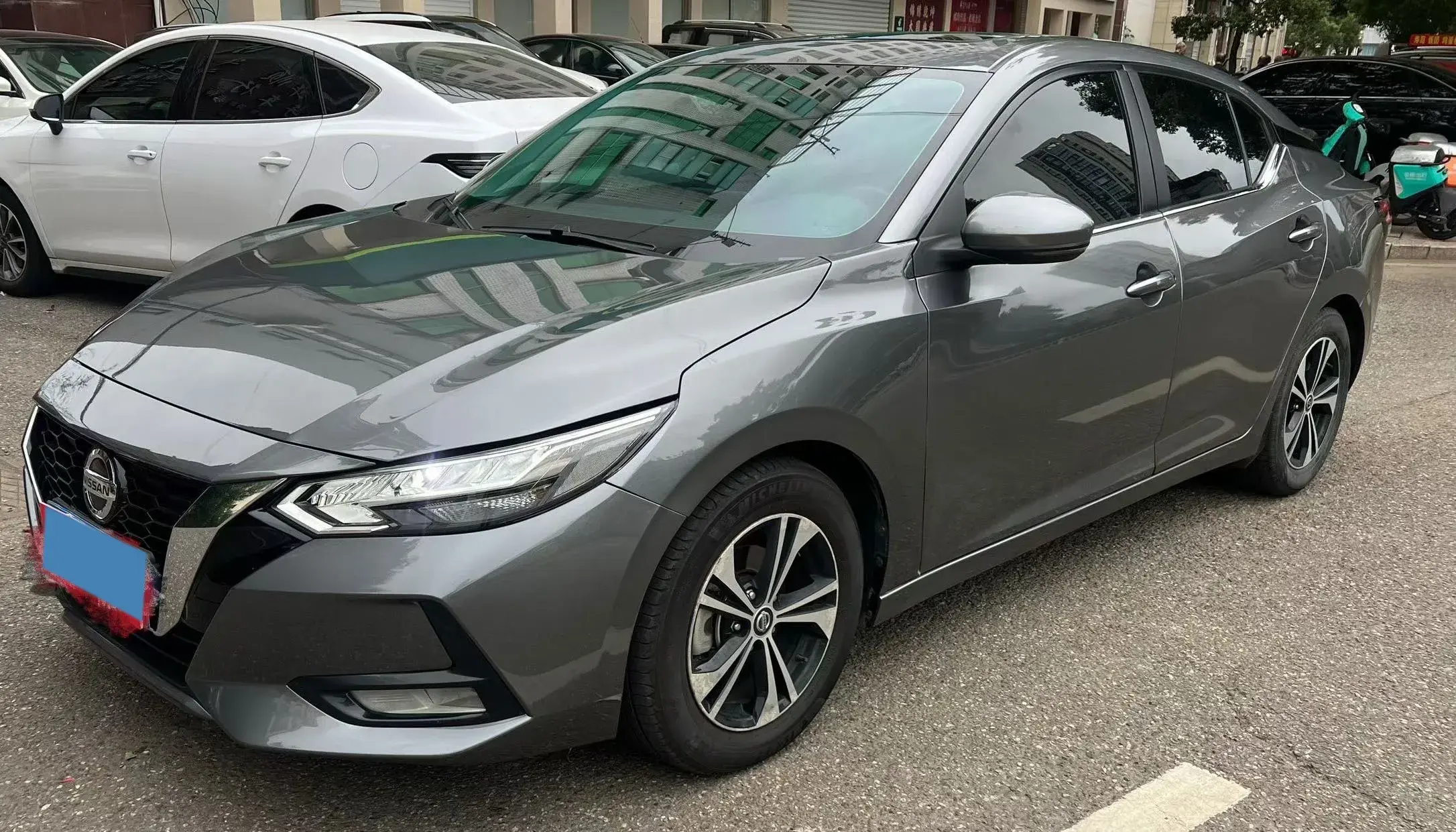 2020 NISSAN SYLPHY view 1