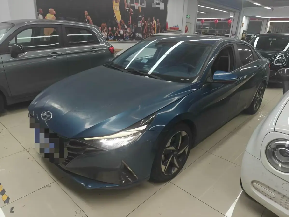 2021 Hyundai Elantra 1.5L 115HP L4 CVT