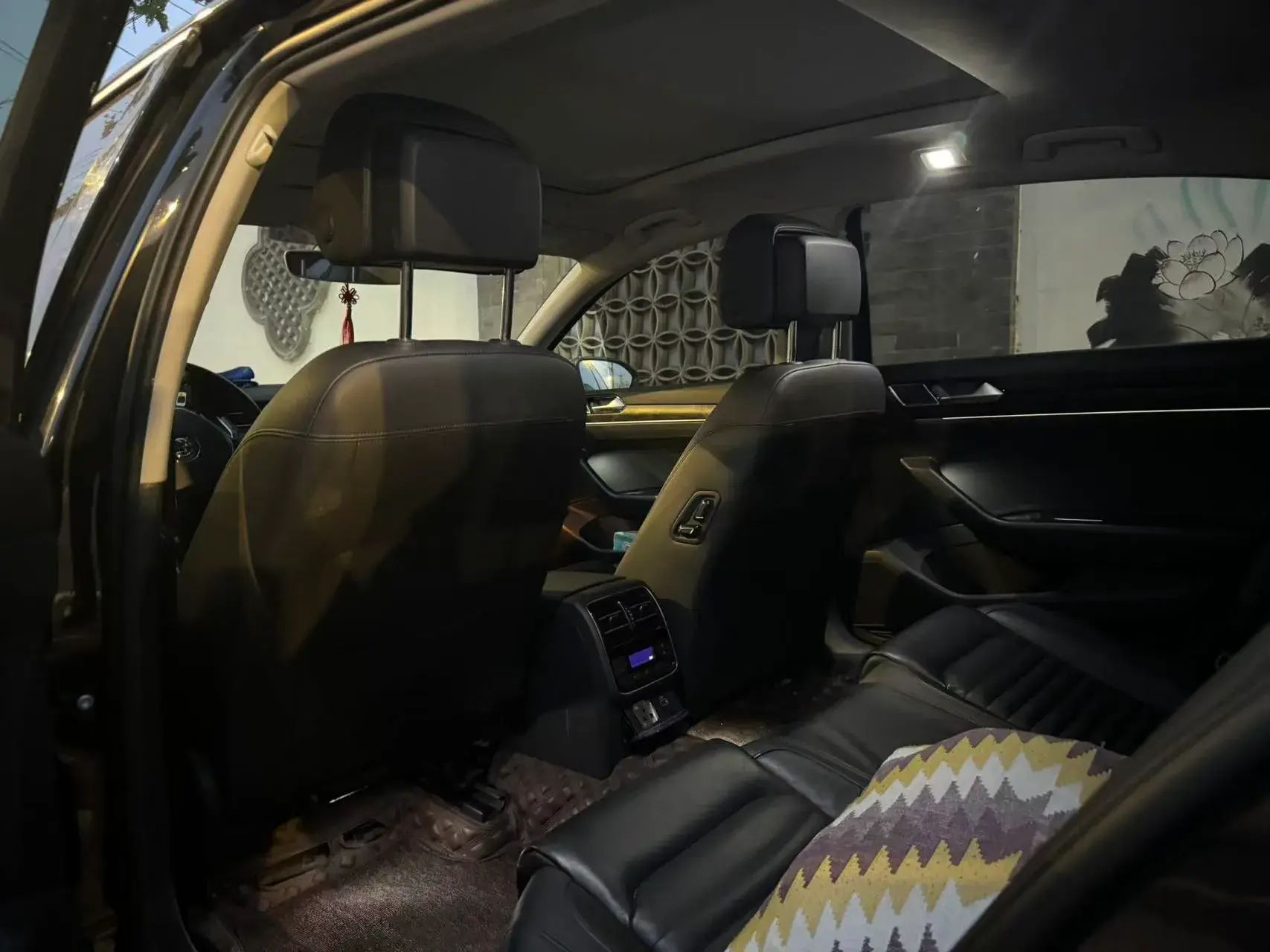 2019 VOLKSWAGEN MAGOTAN thumbnail 4