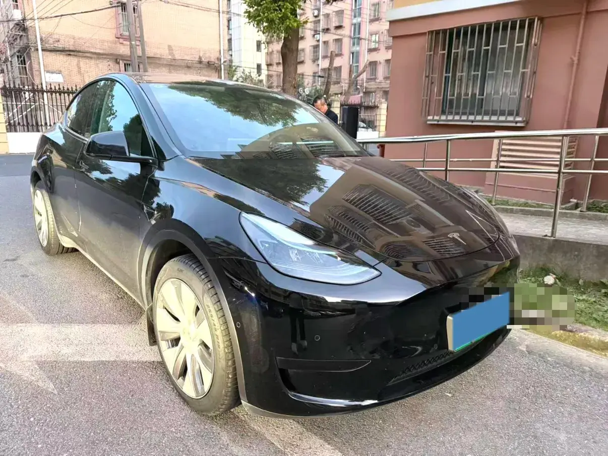 2022 TESLA MODEL thumbnail 2