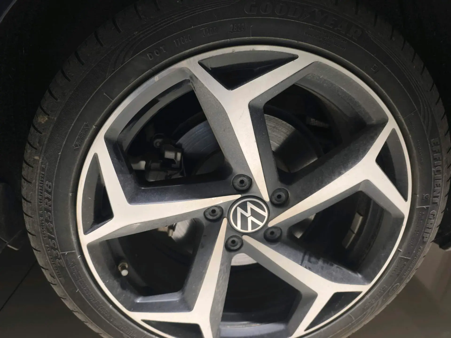 2021 VOLKSWAGEN MAGOTAN thumbnail 4