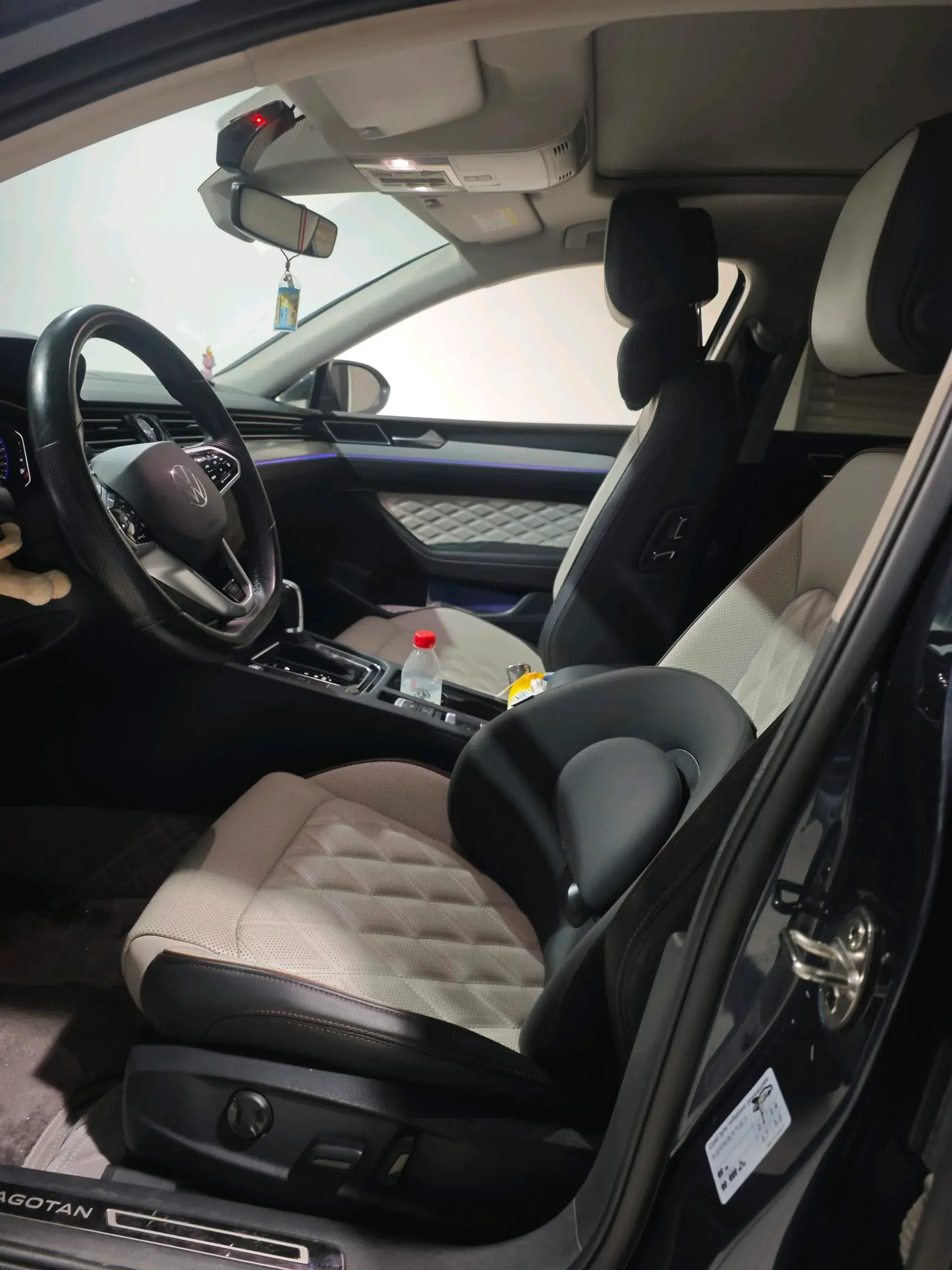 2021 VOLKSWAGEN MAGOTAN thumbnail 2