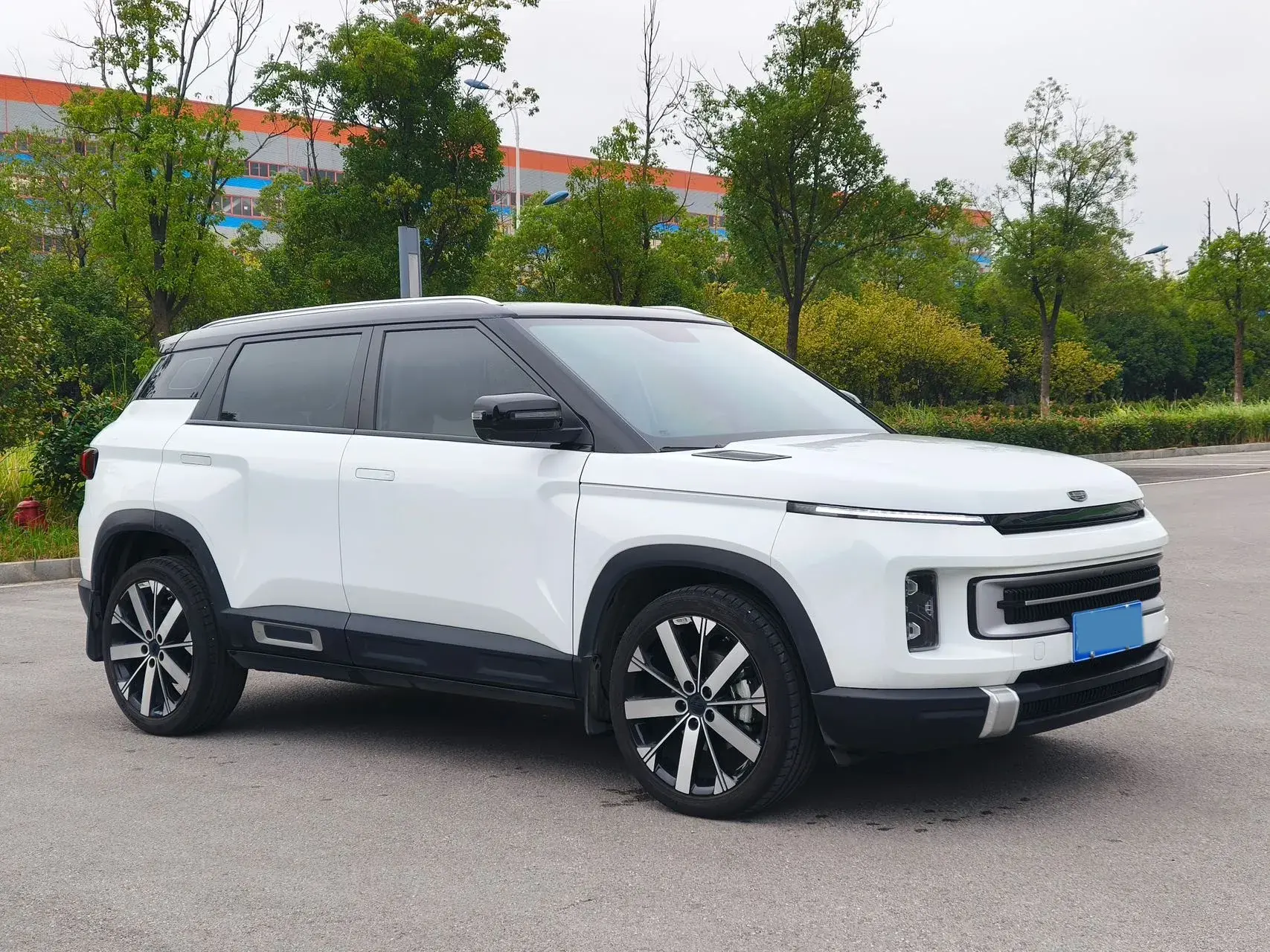 2023 GEELY ICON thumbnail 3