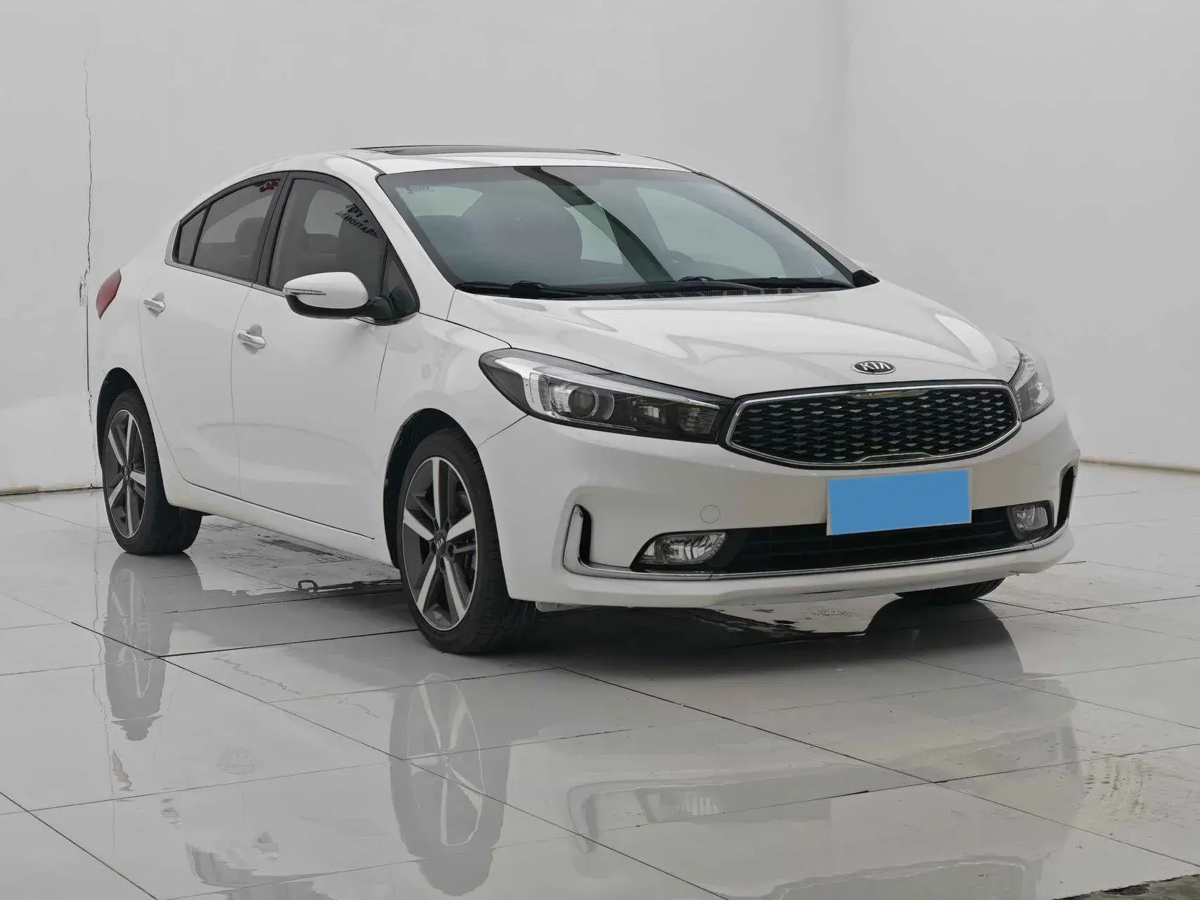 2016 KIA K3 thumbnail 3