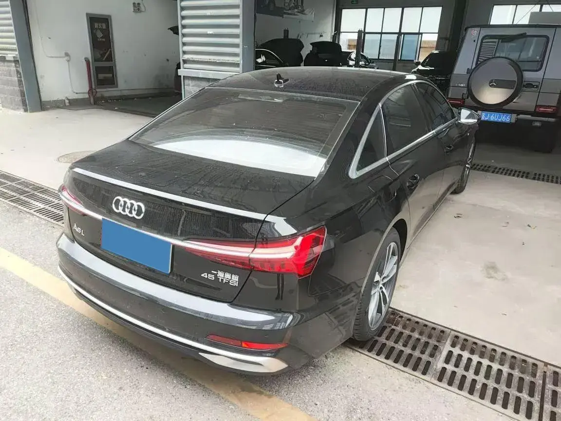 2023 AUDI A6L thumbnail 2