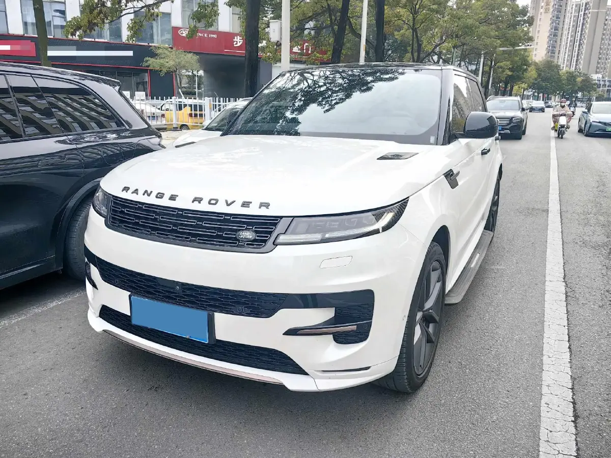 2024 Land Rover Range Rover Sport 3.0T 400HP L6 8AT