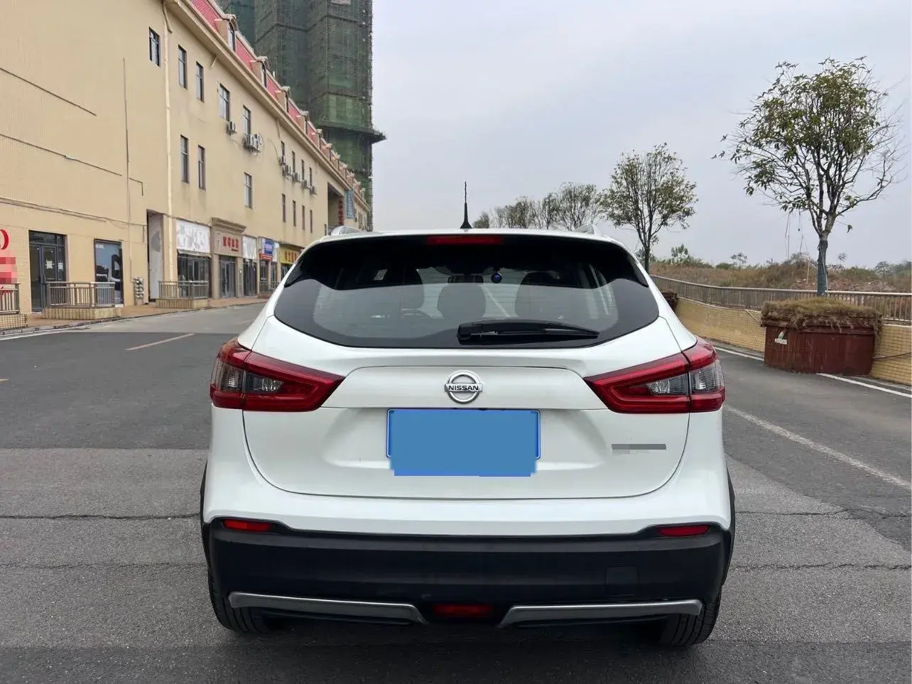 2021 NISSAN QASHQAI thumbnail 3