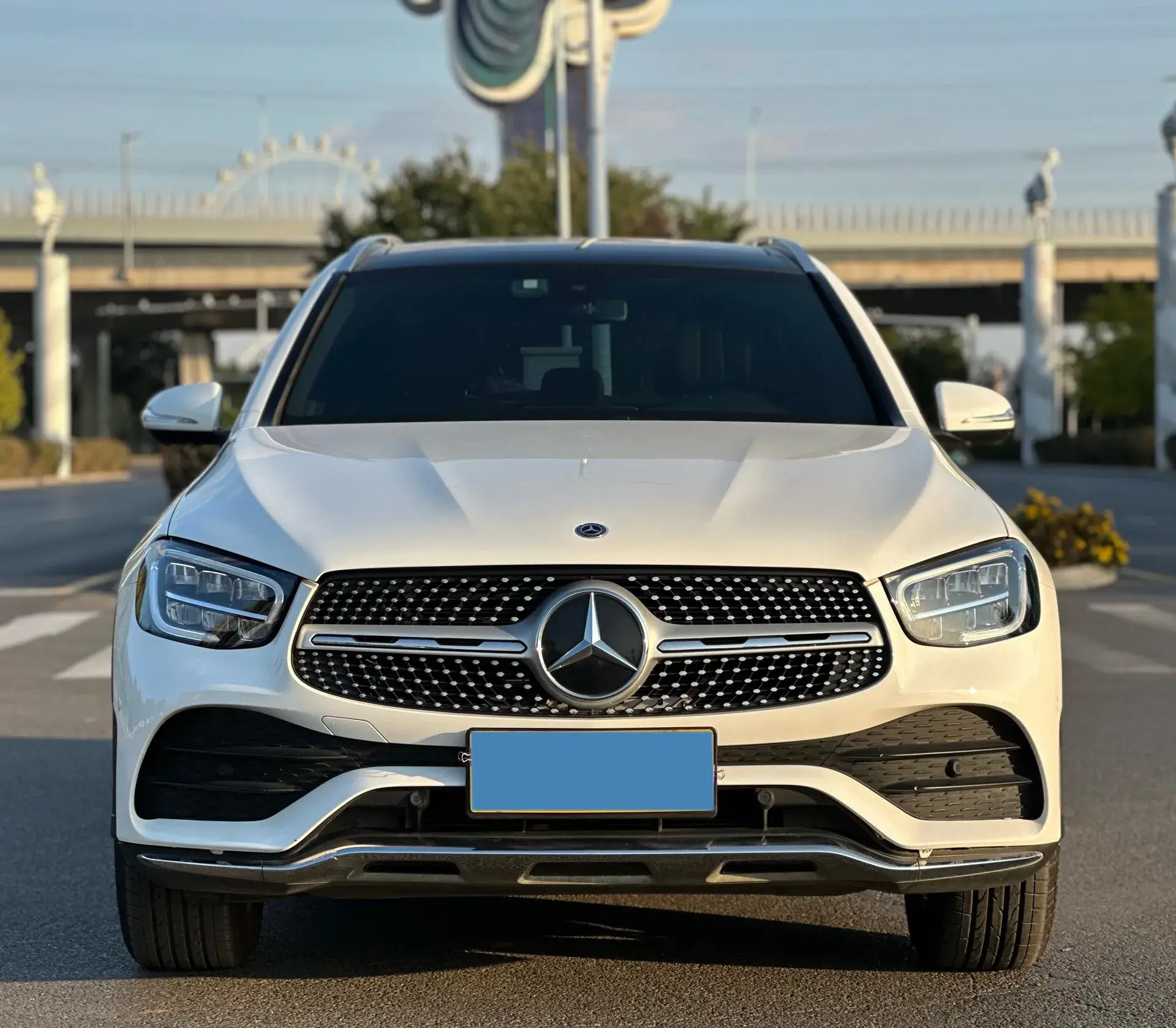 2020 MERCEDES-BENZ GLC thumbnail 2