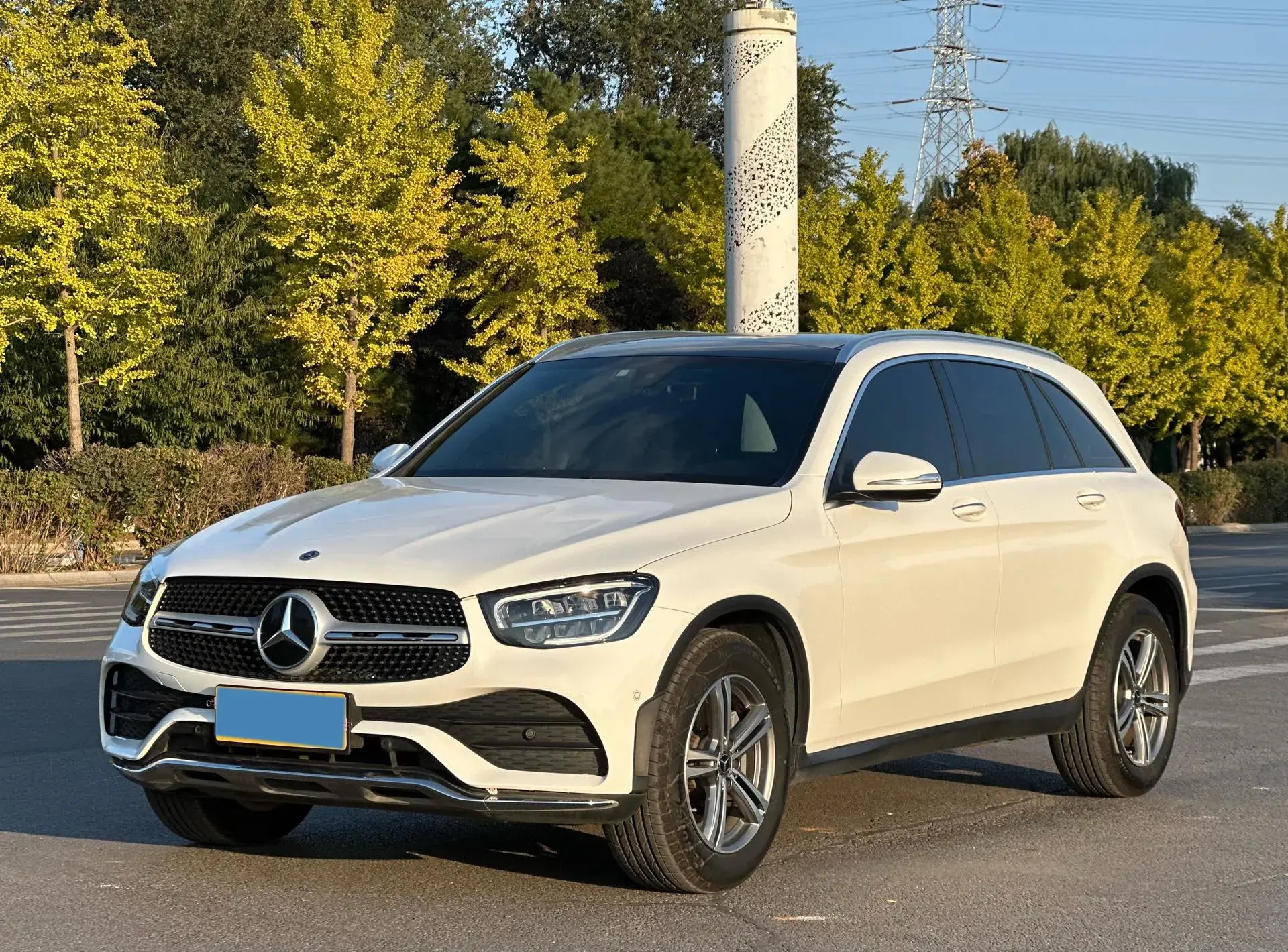 2020 MERCEDES-BENZ GLC view 1