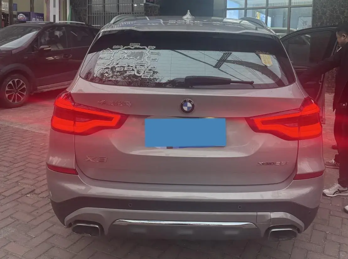 2020 BMW X3 thumbnail 3