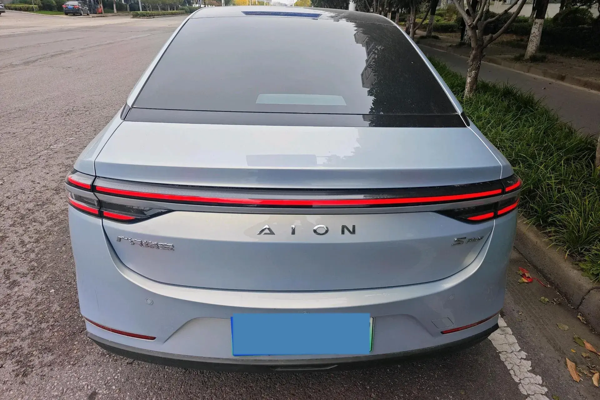 2023 AION S thumbnail 3