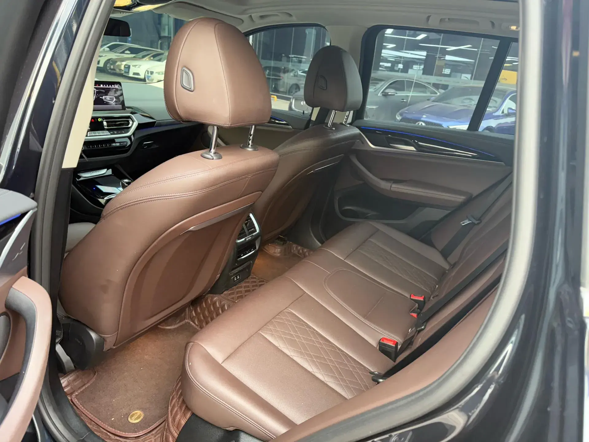 2022 BMW X3 thumbnail 3