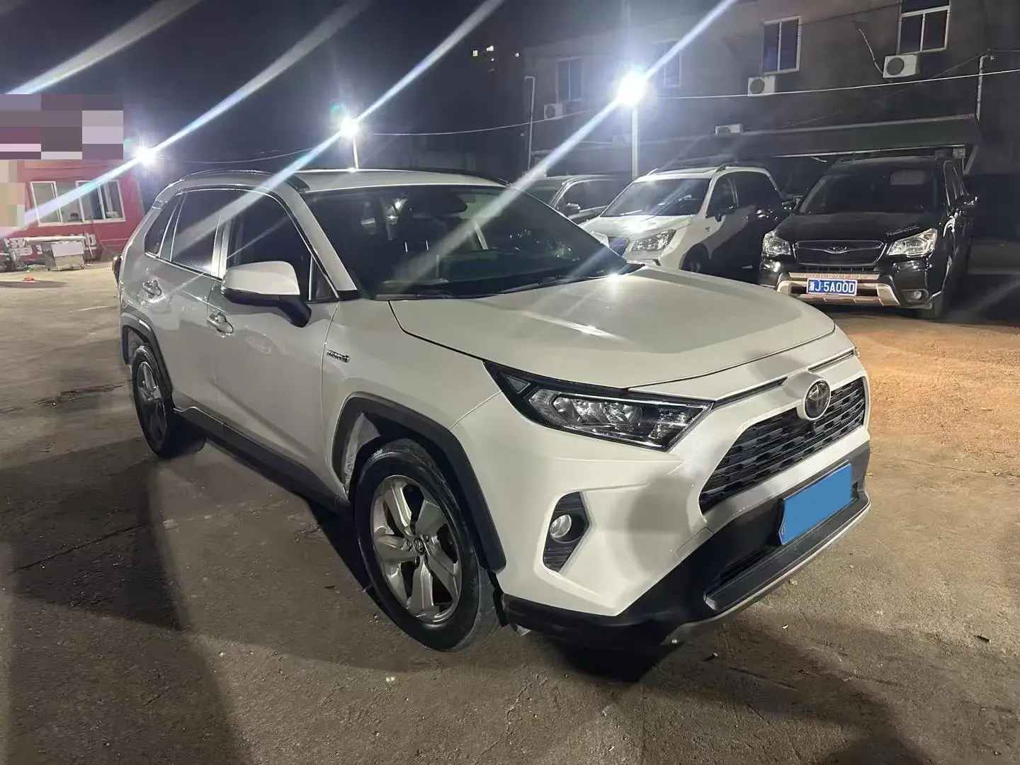 2020 TOYOTA RAV4 thumbnail 2