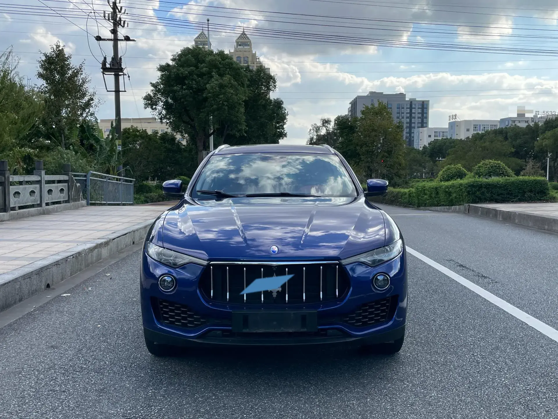 2018 MASERATI LEVANTE thumbnail 2