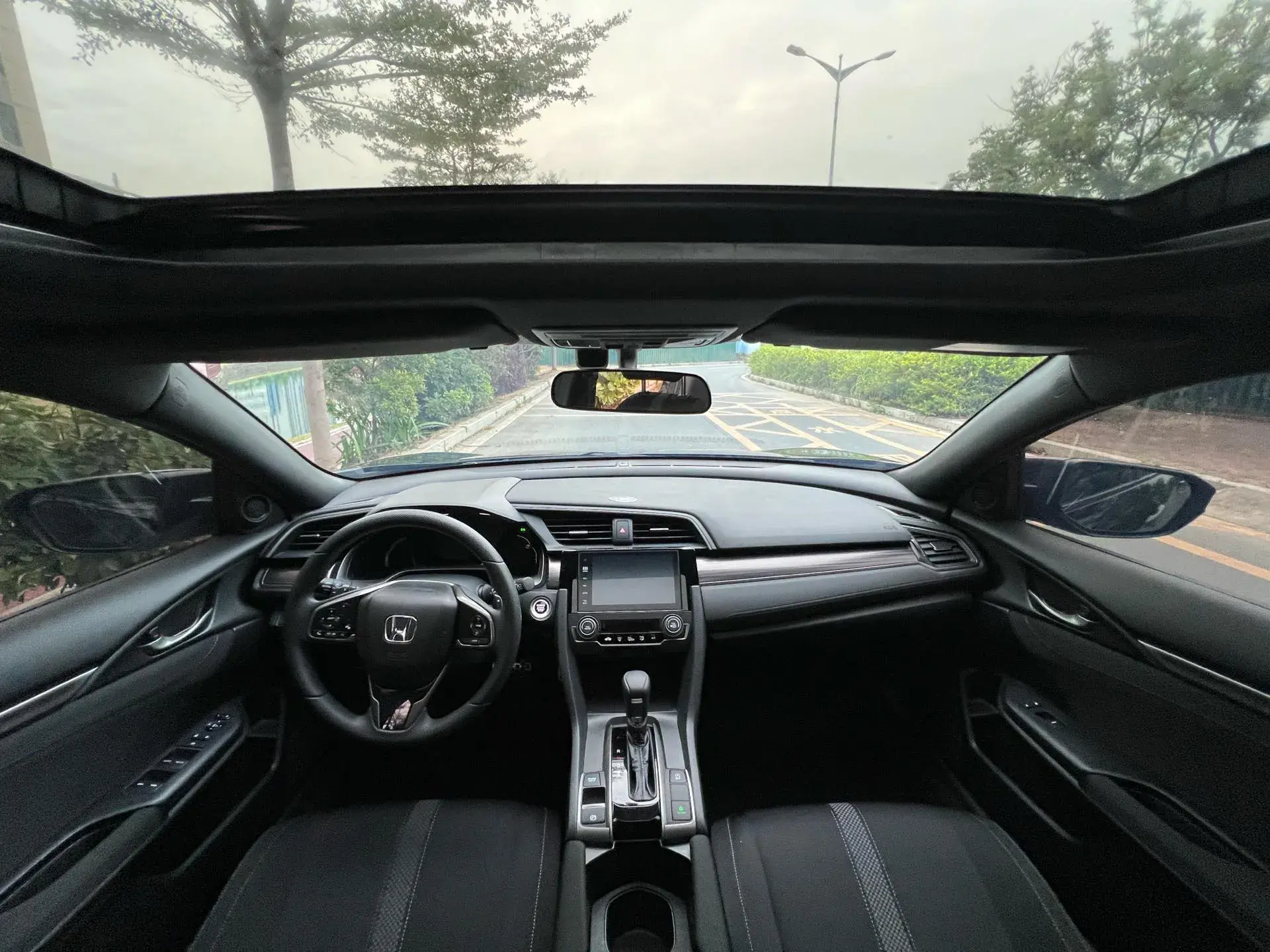 2021 HONDA CIVIC thumbnail 4