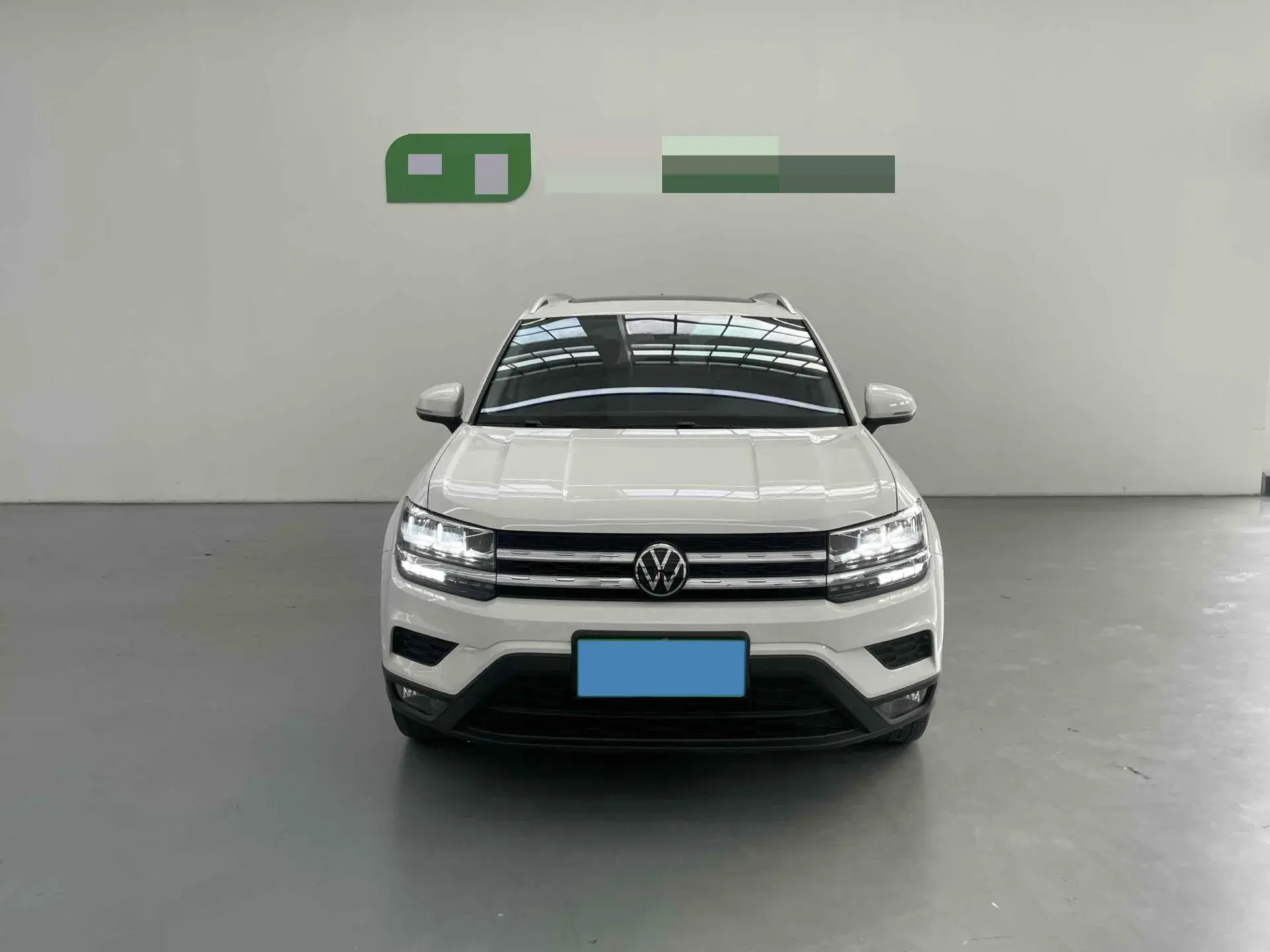 2022 VOLKSWAGEN THARU thumbnail 2