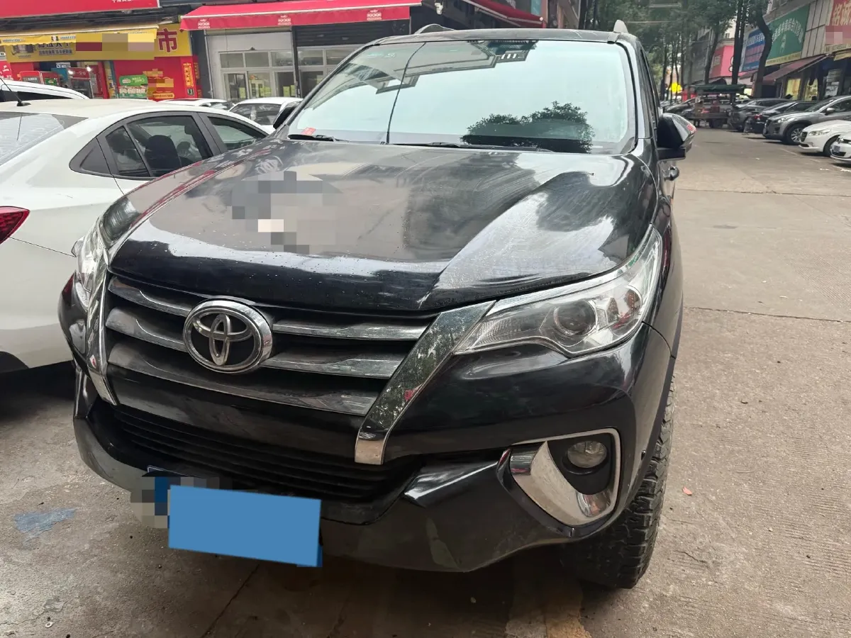 2015 Toyota Fortuner 2.7L 159HP L4 4AT,autocango,china used car exporter,china ev exporter,chinese used car exporter,chinese used ev exporter