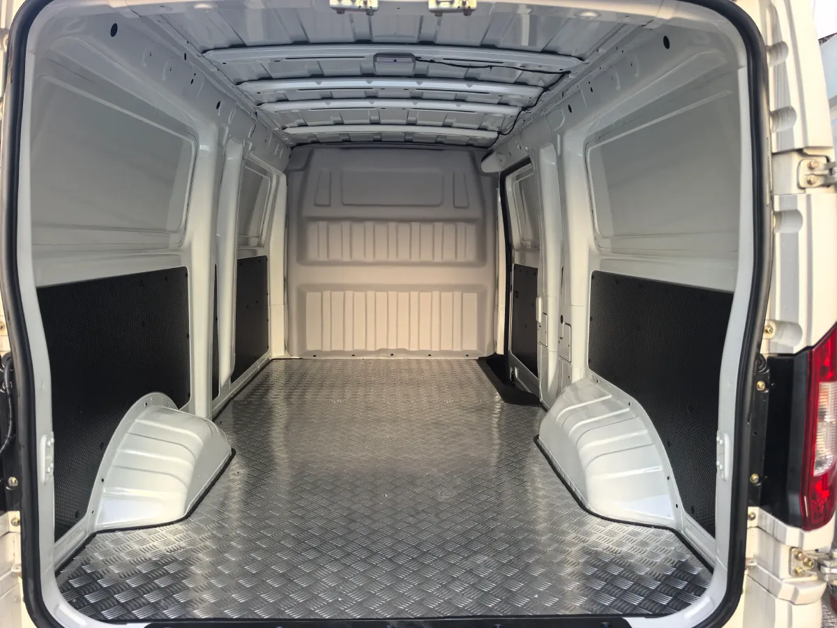 2024 Dongfeng YuFengEM27 BEV 41.86KWH,autocango,china used car exporter,china ev exporter,chinese used car exporter,chinese used ev exporter