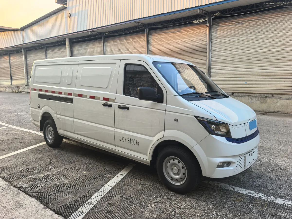 2024 Dongfeng YuFengEM27 BEV 41.86KWH,autocango,china used car exporter,china ev exporter,chinese used car exporter,chinese used ev exporter