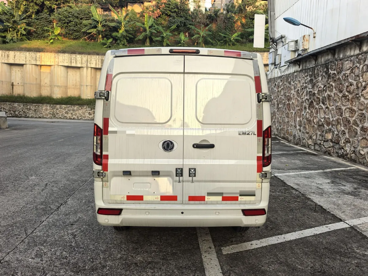 2024 Dongfeng YuFengEM27 BEV 41.86KWH,autocango,china used car exporter,china ev exporter,chinese used car exporter,chinese used ev exporter