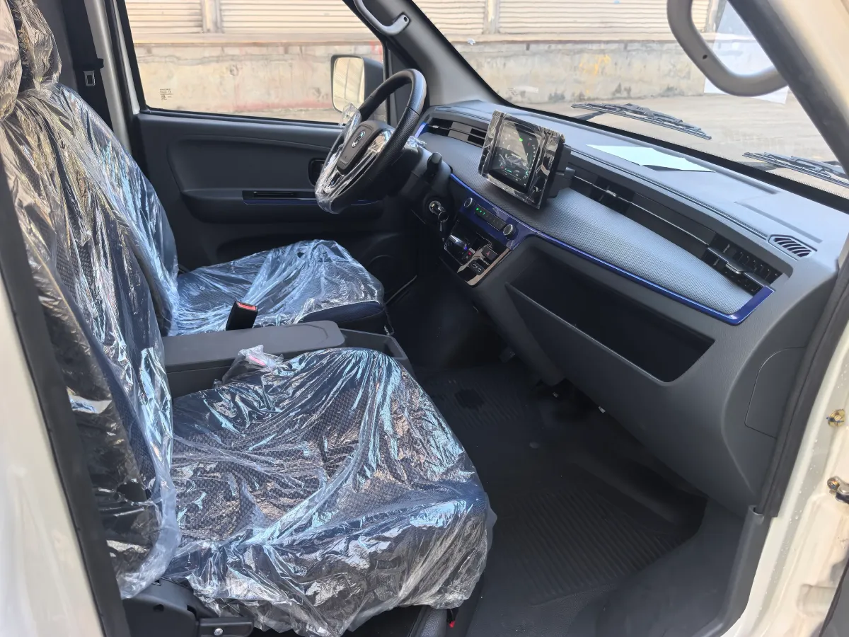 2024 Dongfeng YuFengEM27 BEV 41.86KWH,autocango,china used car exporter,china ev exporter,chinese used car exporter,chinese used ev exporter