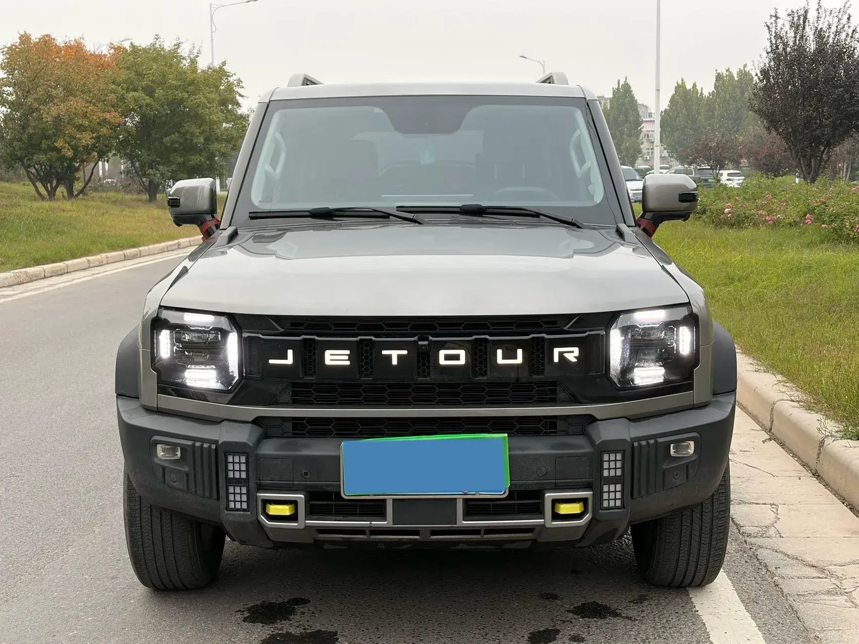 2023 JETOUR TRAVELLER thumbnail 2