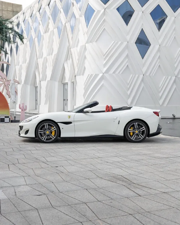 2018 Ferrari Portofino 3.9T 600HP V8 7DCT,autocango,china used car exporter,china ev exporter,chinese used car exporter,chinese used ev exporter
