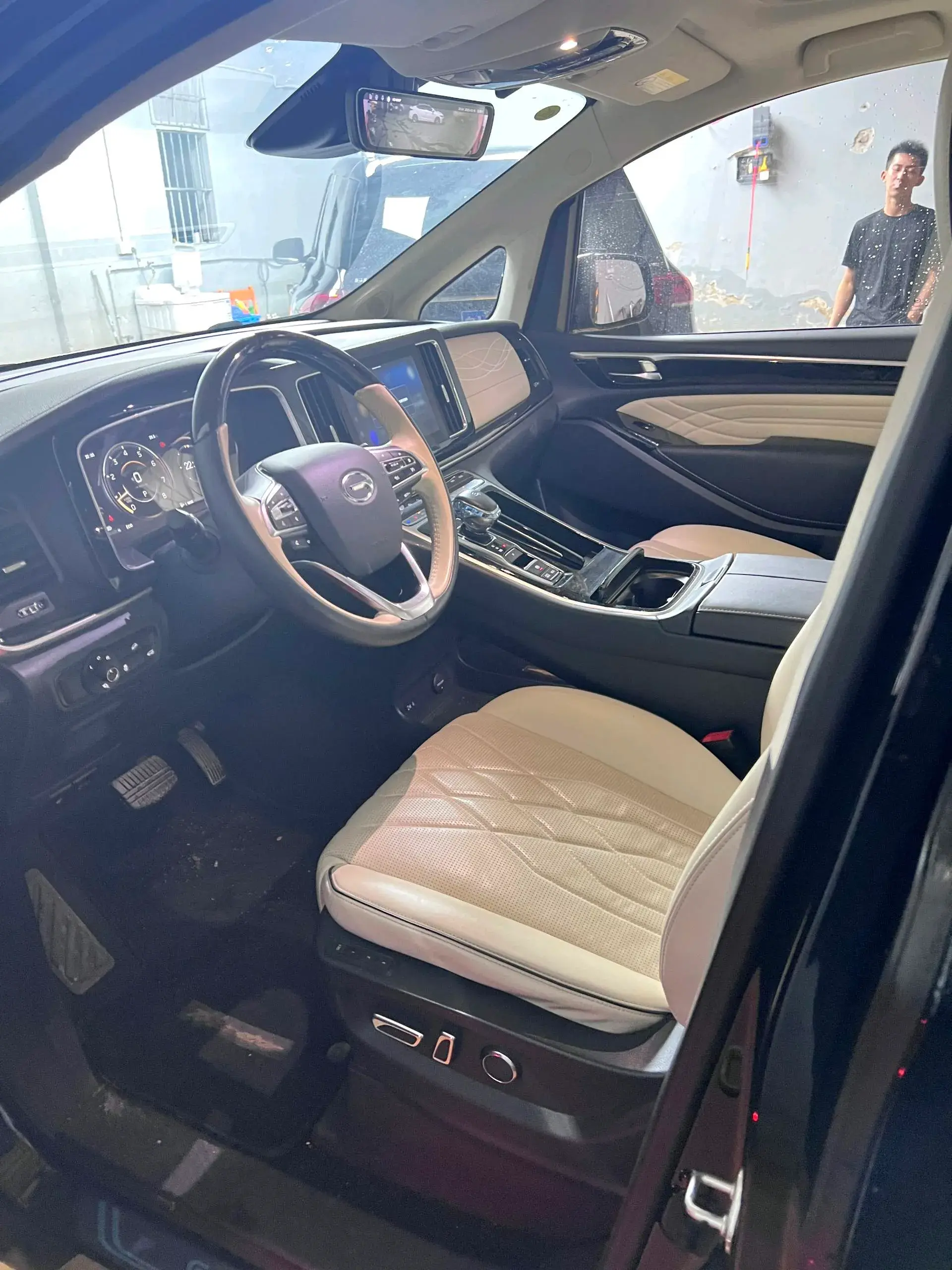 2021 GAC TRUMPCHI thumbnail 4