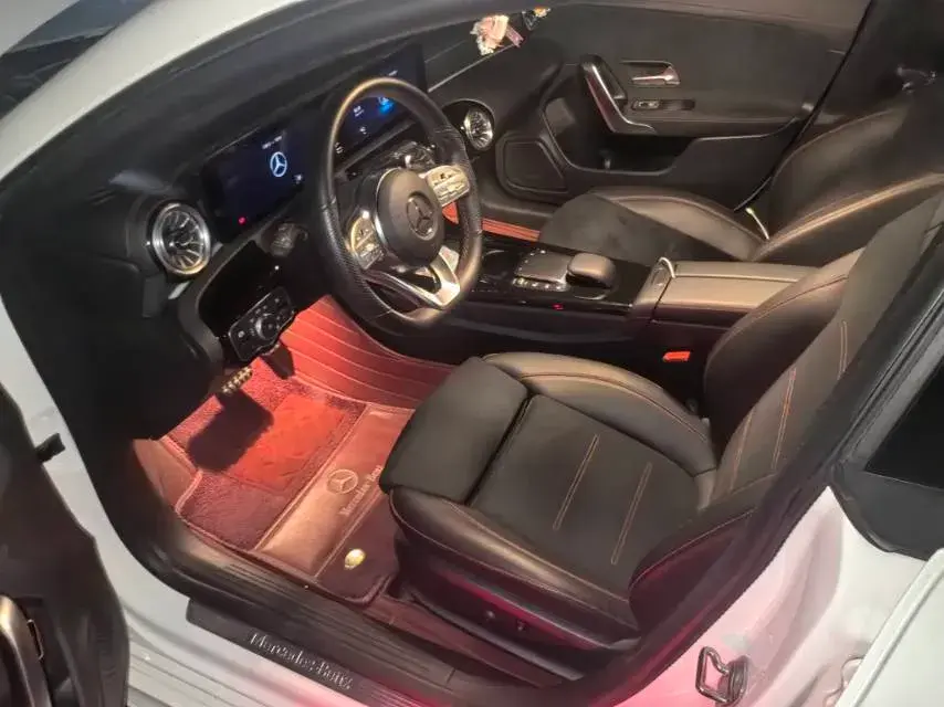 2023 MERCEDES-BENZ CLA thumbnail 4