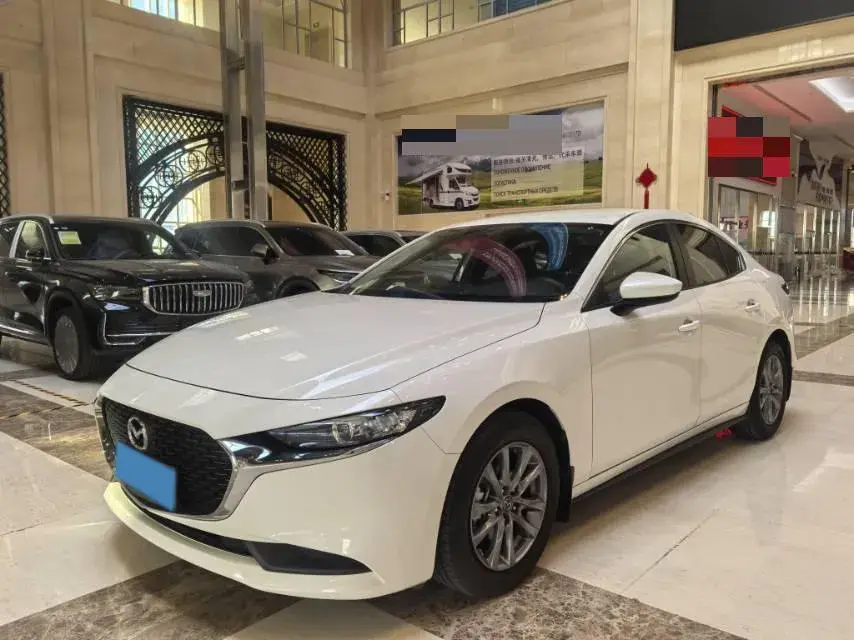 2022 Mazda 3 Axela 1.5L 117HP L4 6AT