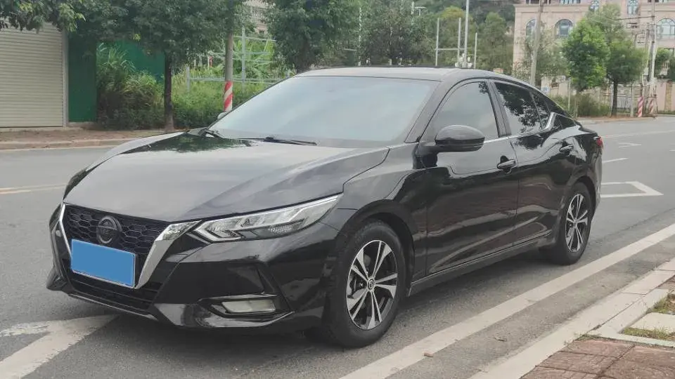 2021 NISSAN SYLPHY view 1