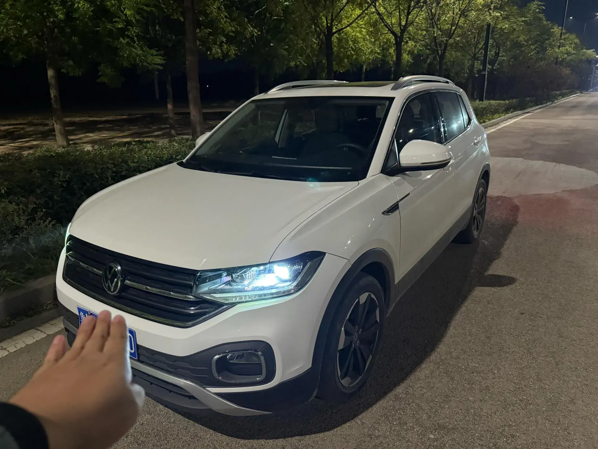 2020 VOLKSWAGEN TACQUA view 1