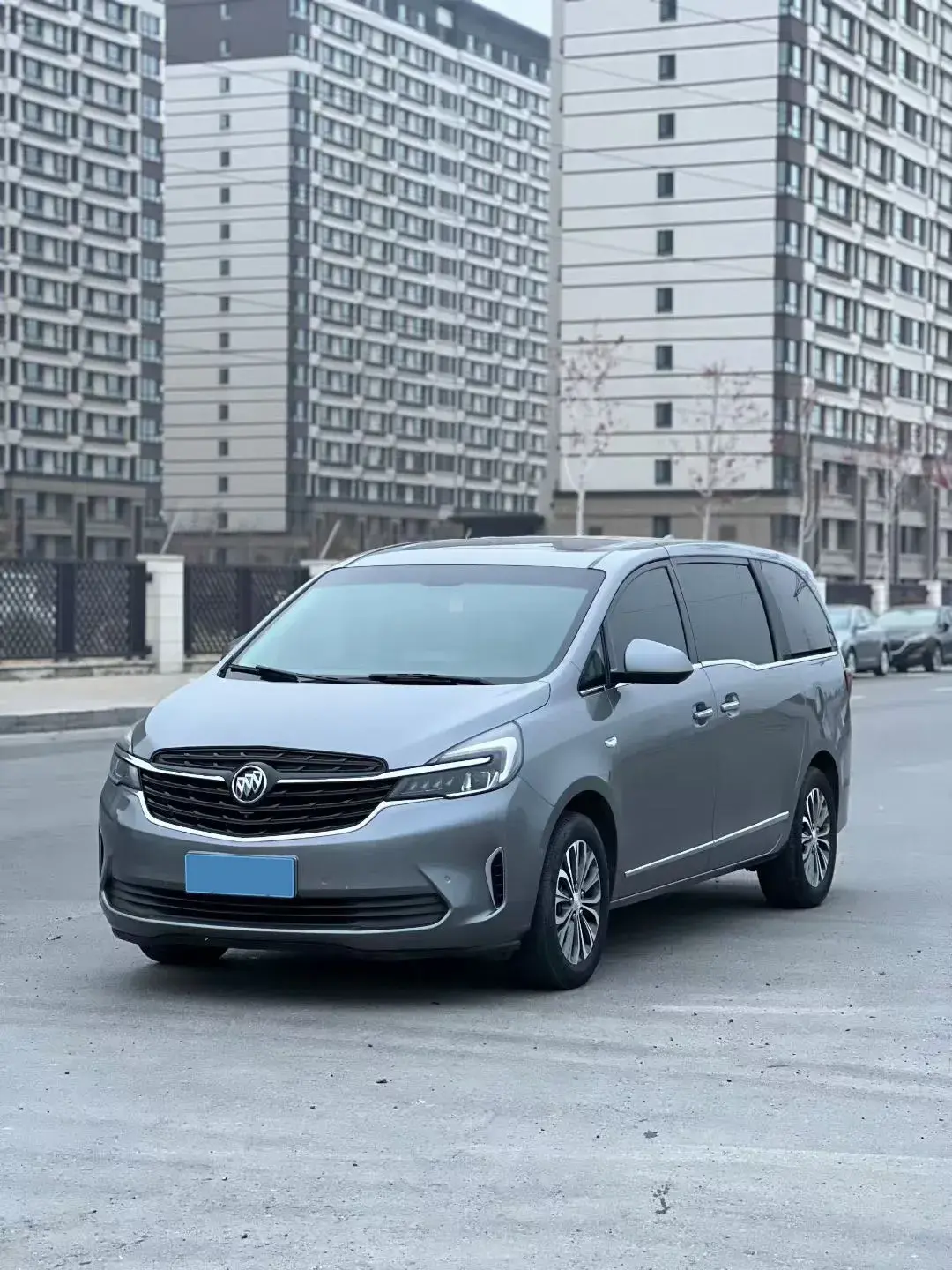 2021 BUICK GL8 view 1