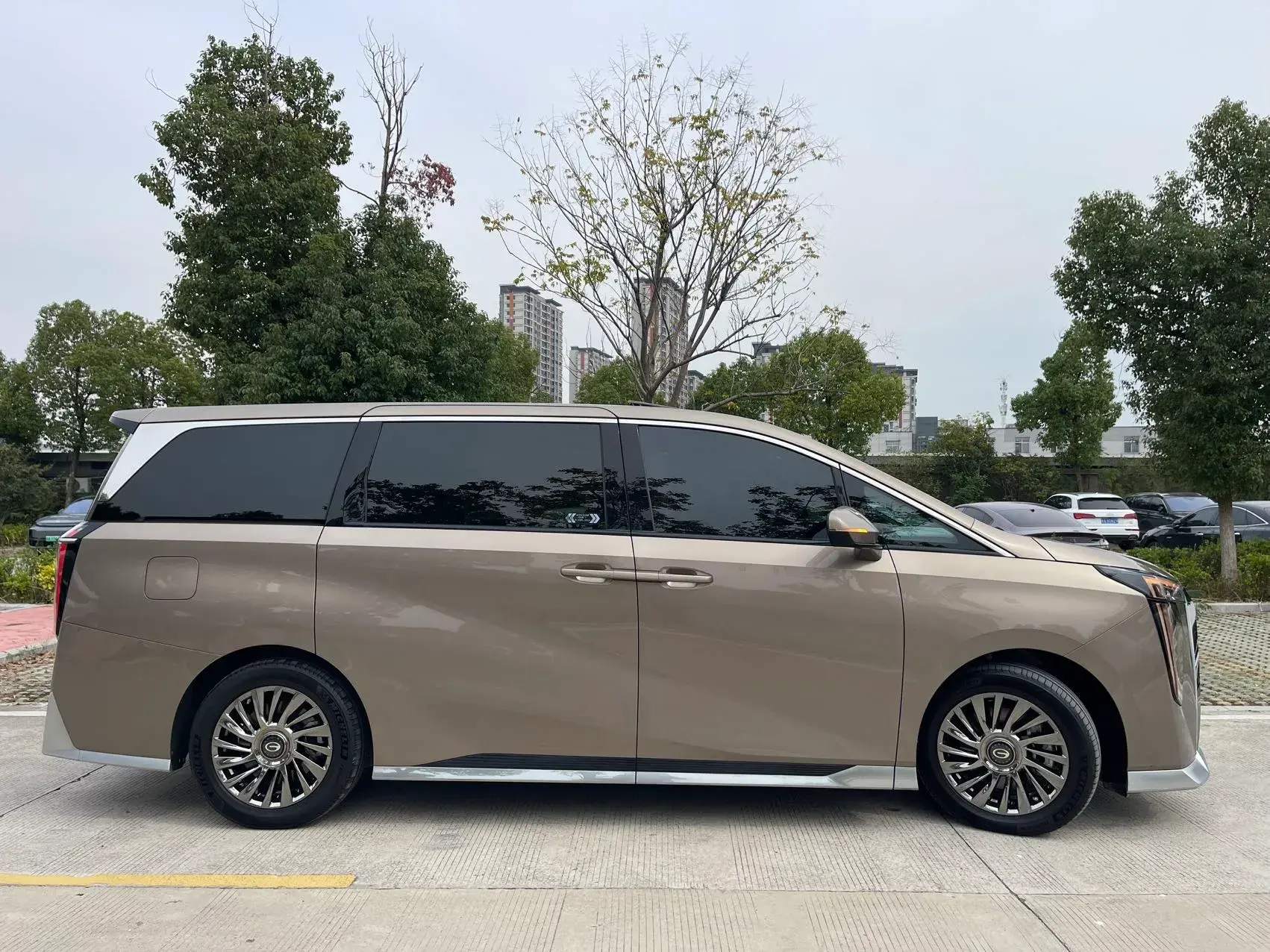 2023 GAC TRUMPCHI thumbnail 4