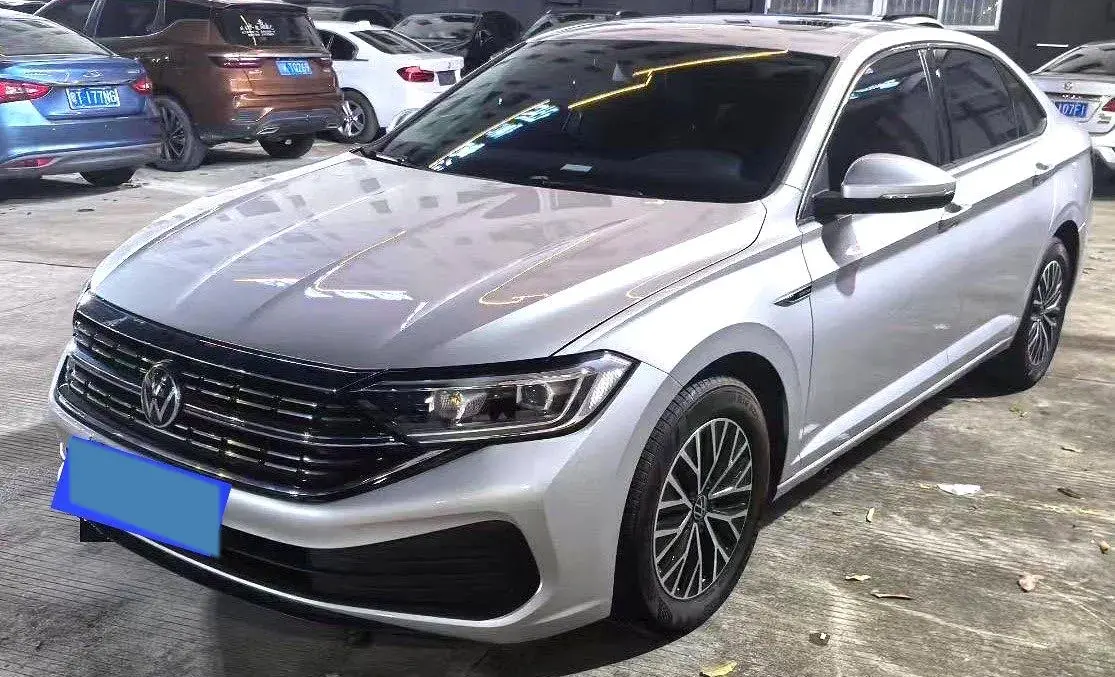 2023 VOLKSWAGEN SAGITAR view 1