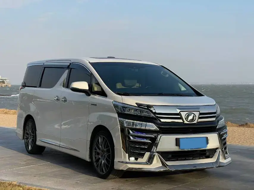 2019 TOYOTA VELLFIRE thumbnail 3