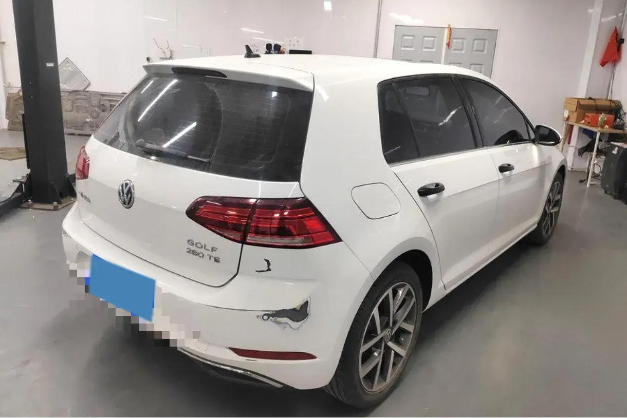 2020 VOLKSWAGEN GOLF thumbnail 2