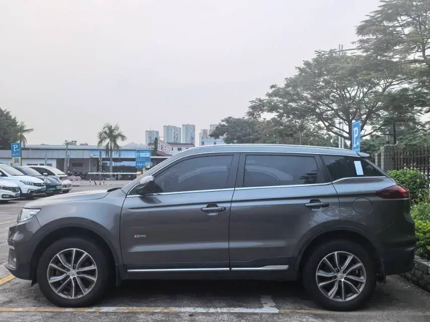 2018 GEELY AZKARRA thumbnail 3