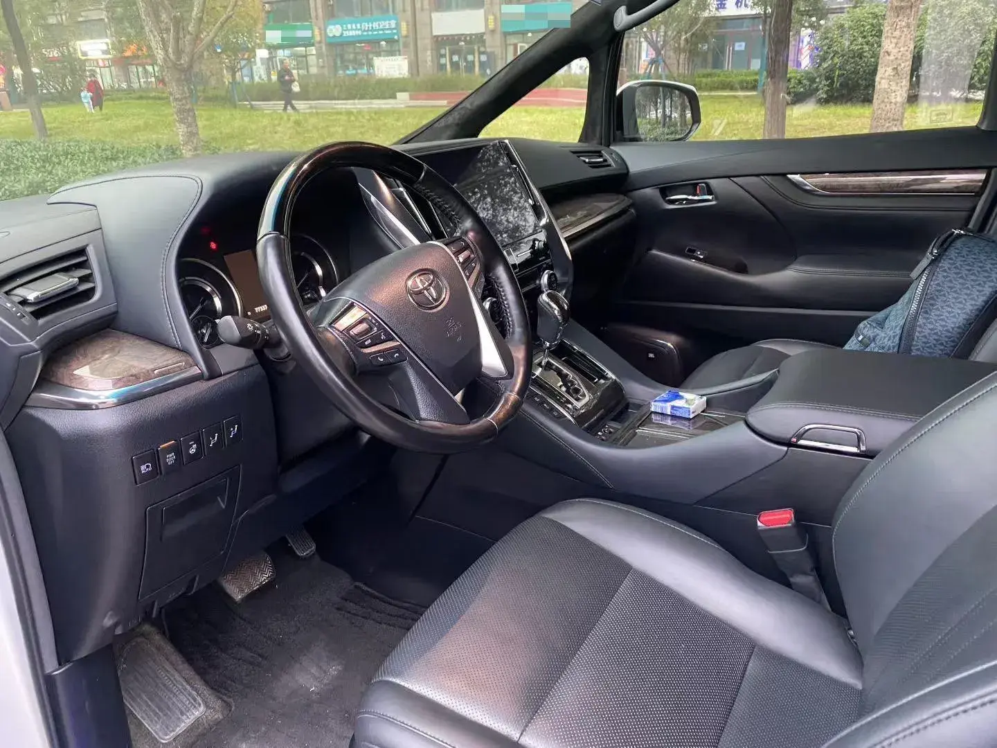 2021 TOYOTA ALPHARD thumbnail 3