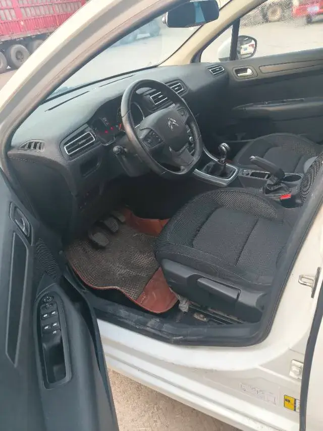 2018 CITROEN C4 thumbnail 4