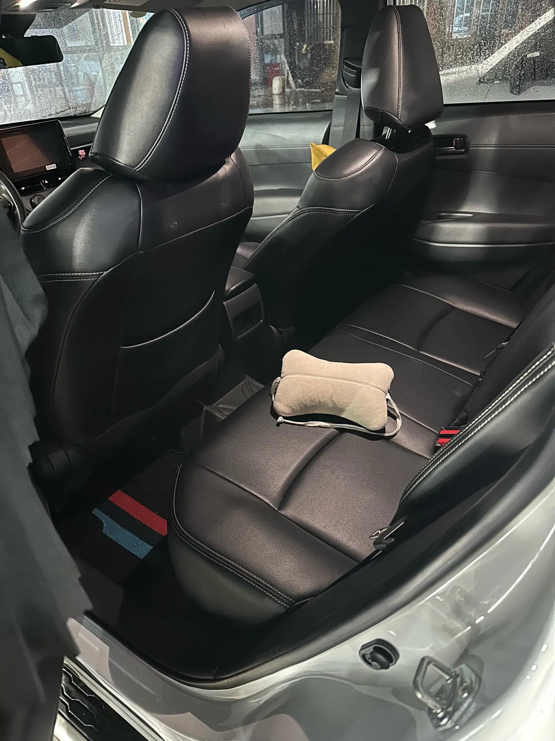 2022 TOYOTA COROLLA thumbnail 3