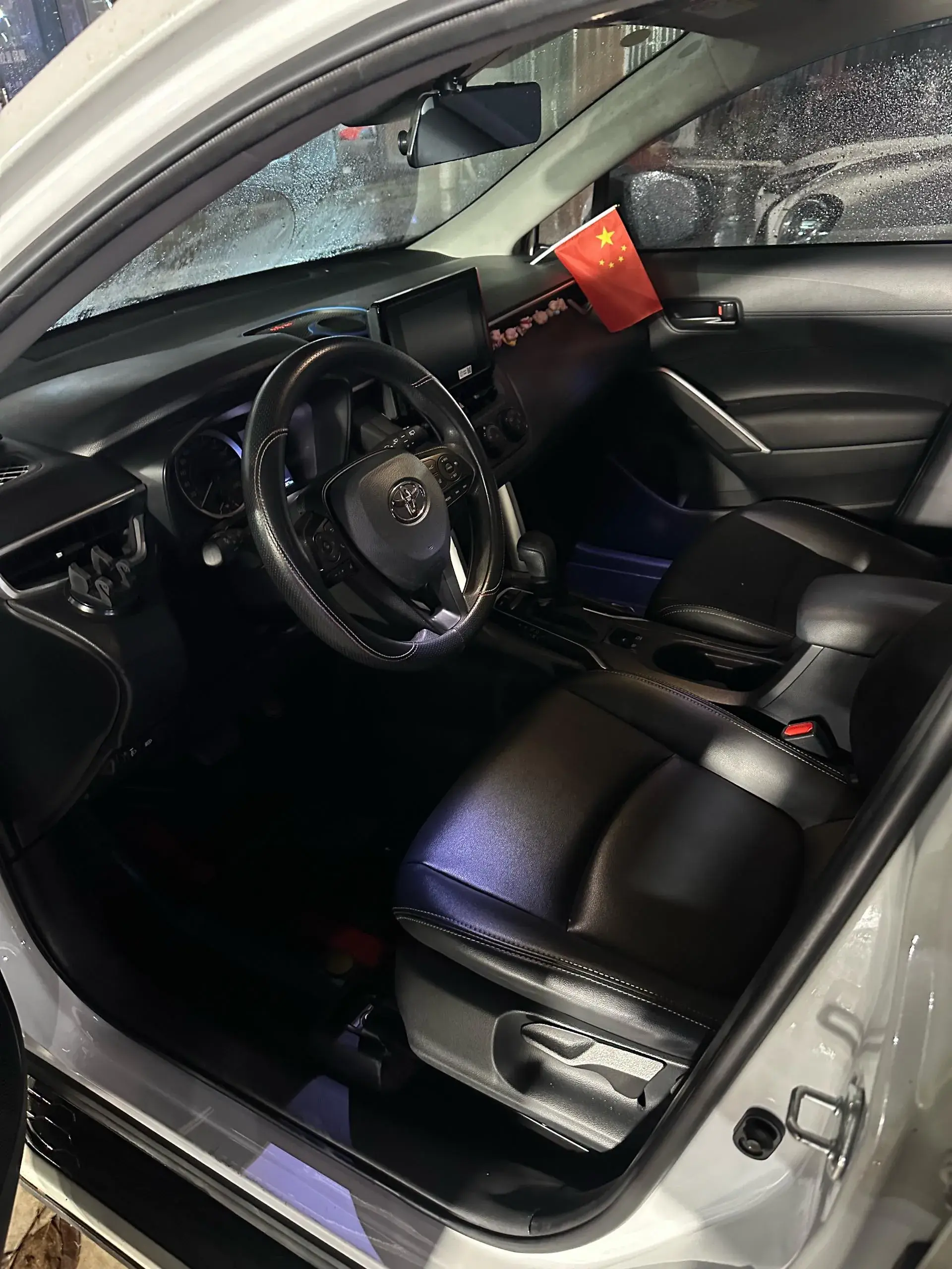 2022 TOYOTA COROLLA thumbnail 2