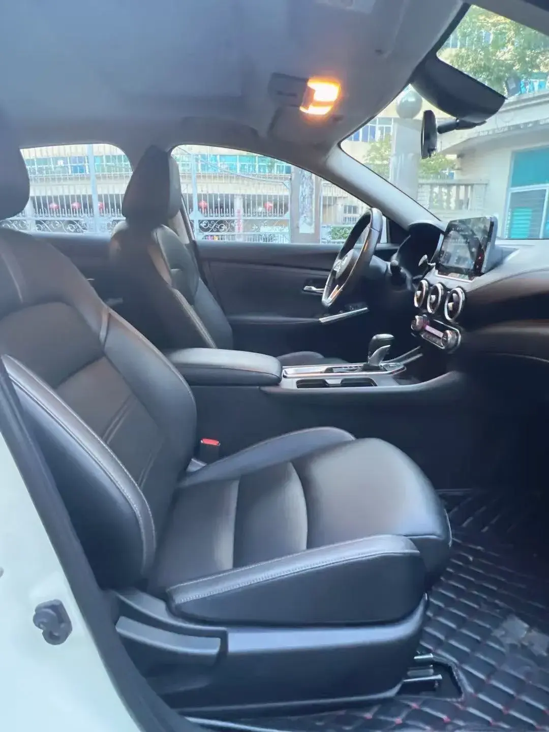 2021 NISSAN SYLPHY thumbnail 4