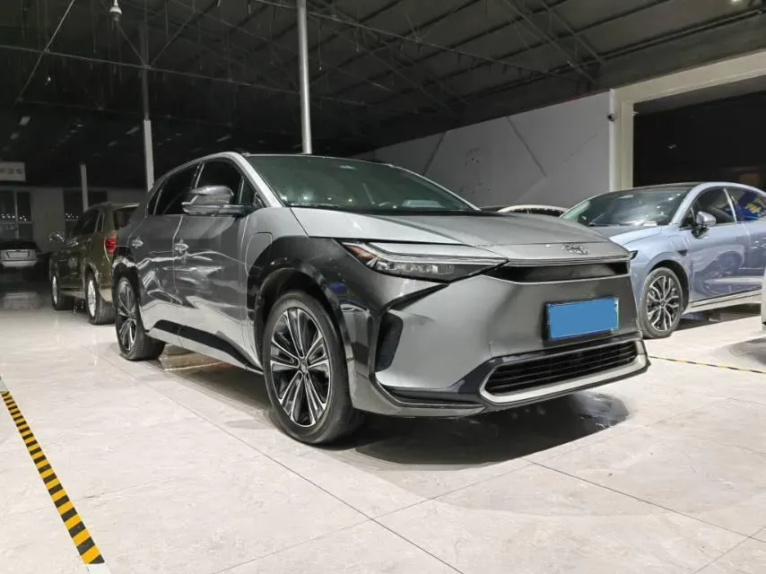 2022 Toyota bZ4X BEV 66.7KWH,autocango,china used car exporter,china ev exporter,chinese used car exporter,chinese used ev exporter