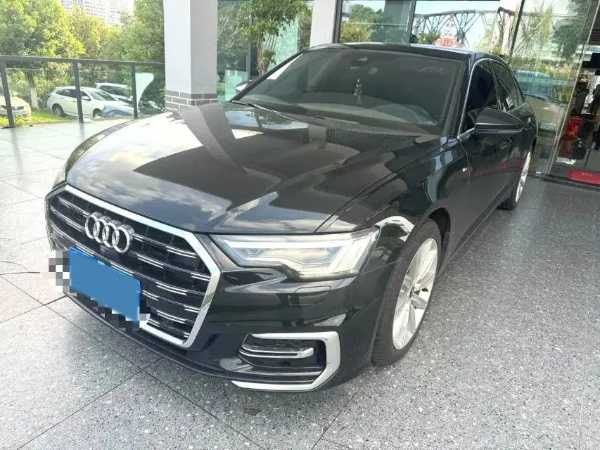 2024 AUDI A6L view 1