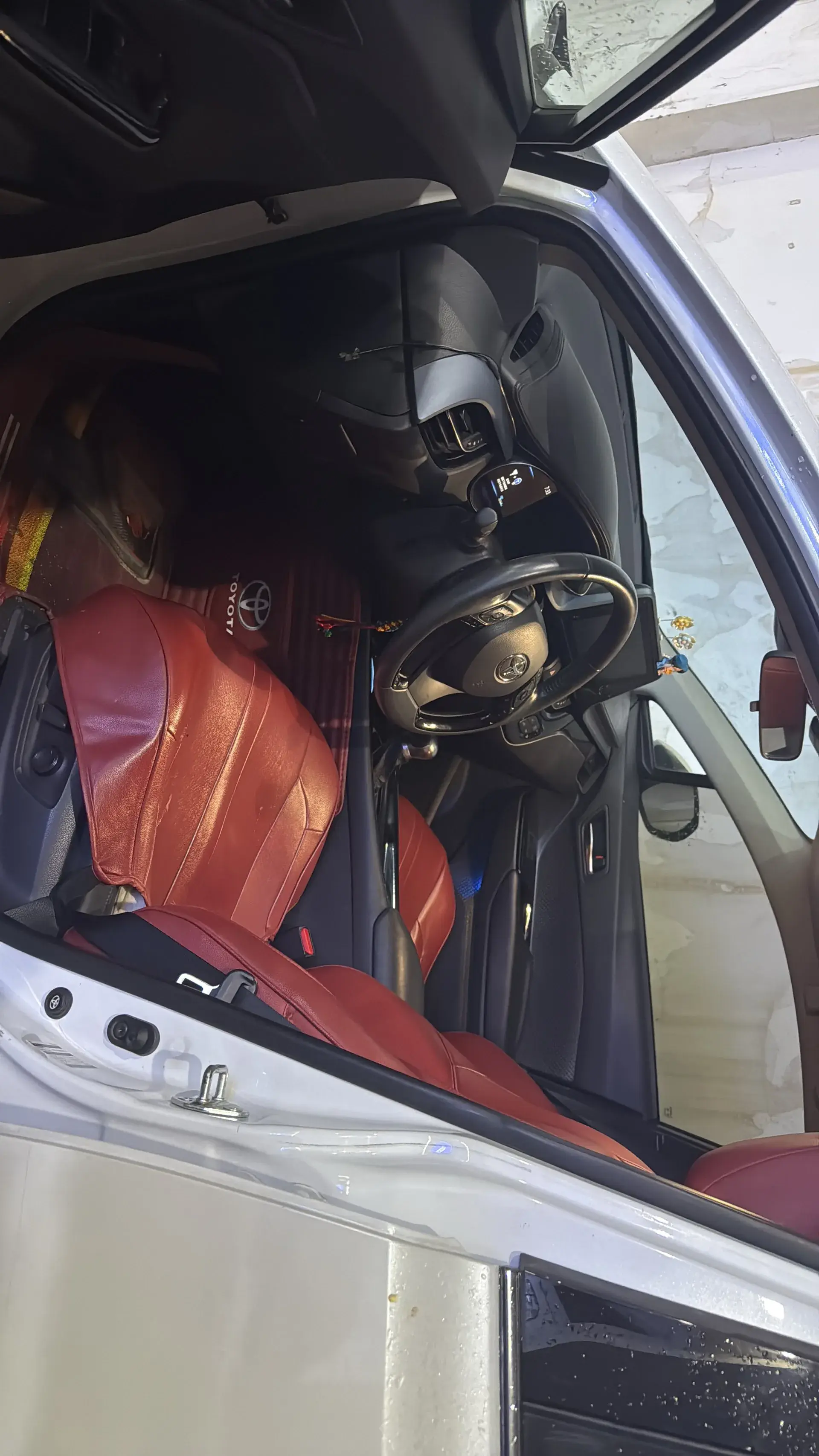 2021 TOYOTA IZOA thumbnail 3